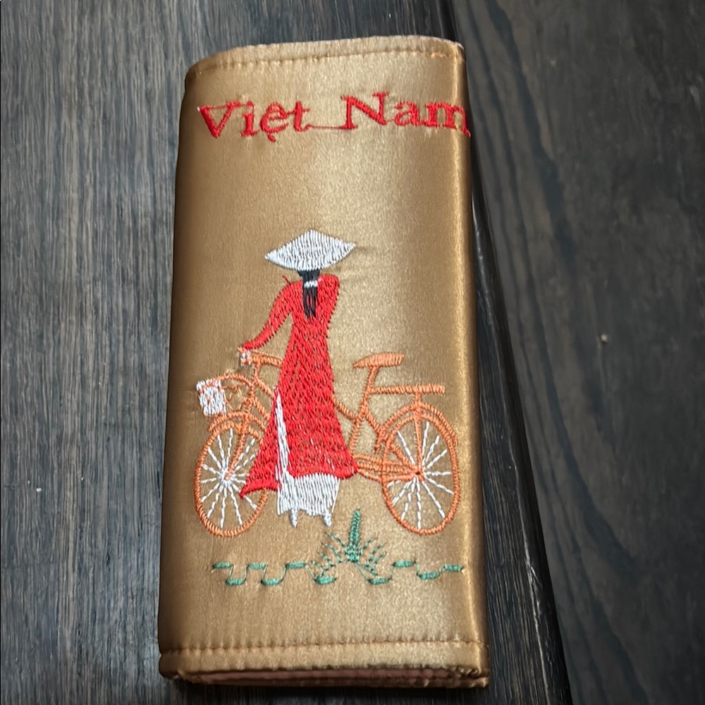 Gold Embroidered Women's Wallet